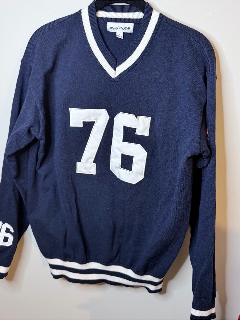 Heritage-Inspired Navy V-Neck Sweater with '76 Applique